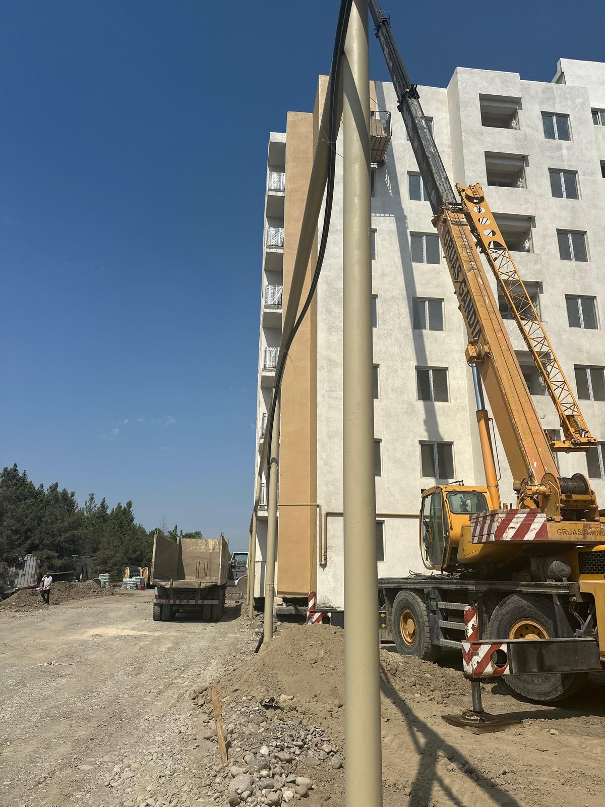 Yevlax şəhəri, MİDA yaşayış kompleksi, işlər davam edir...